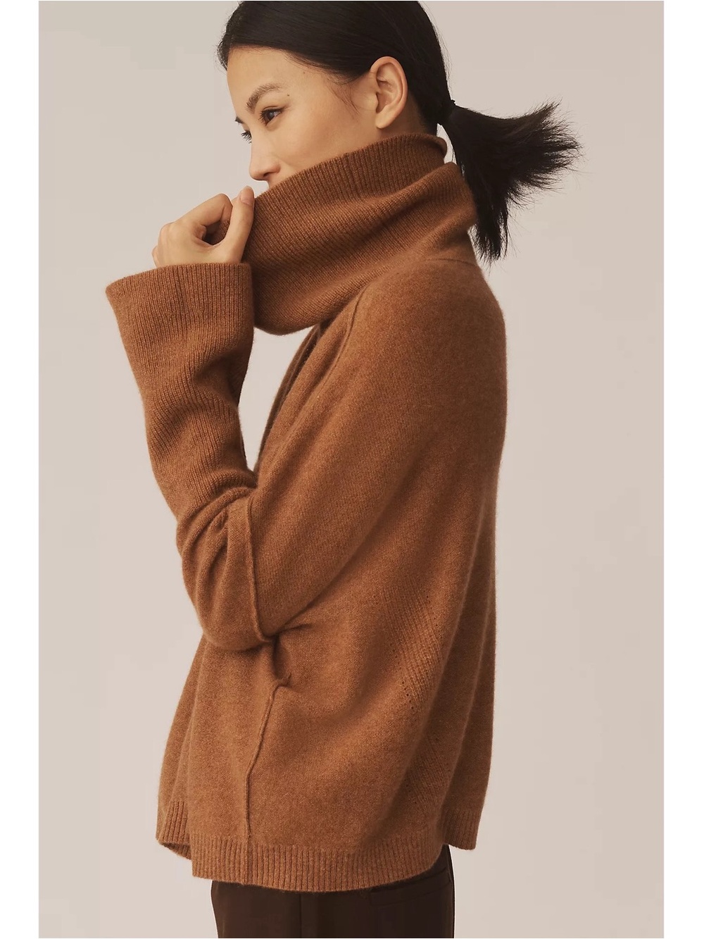 Anthropologie‎ Pilcro Cashmere Wide-Sleeve Scrunched Turtleneck Sweater in Brown